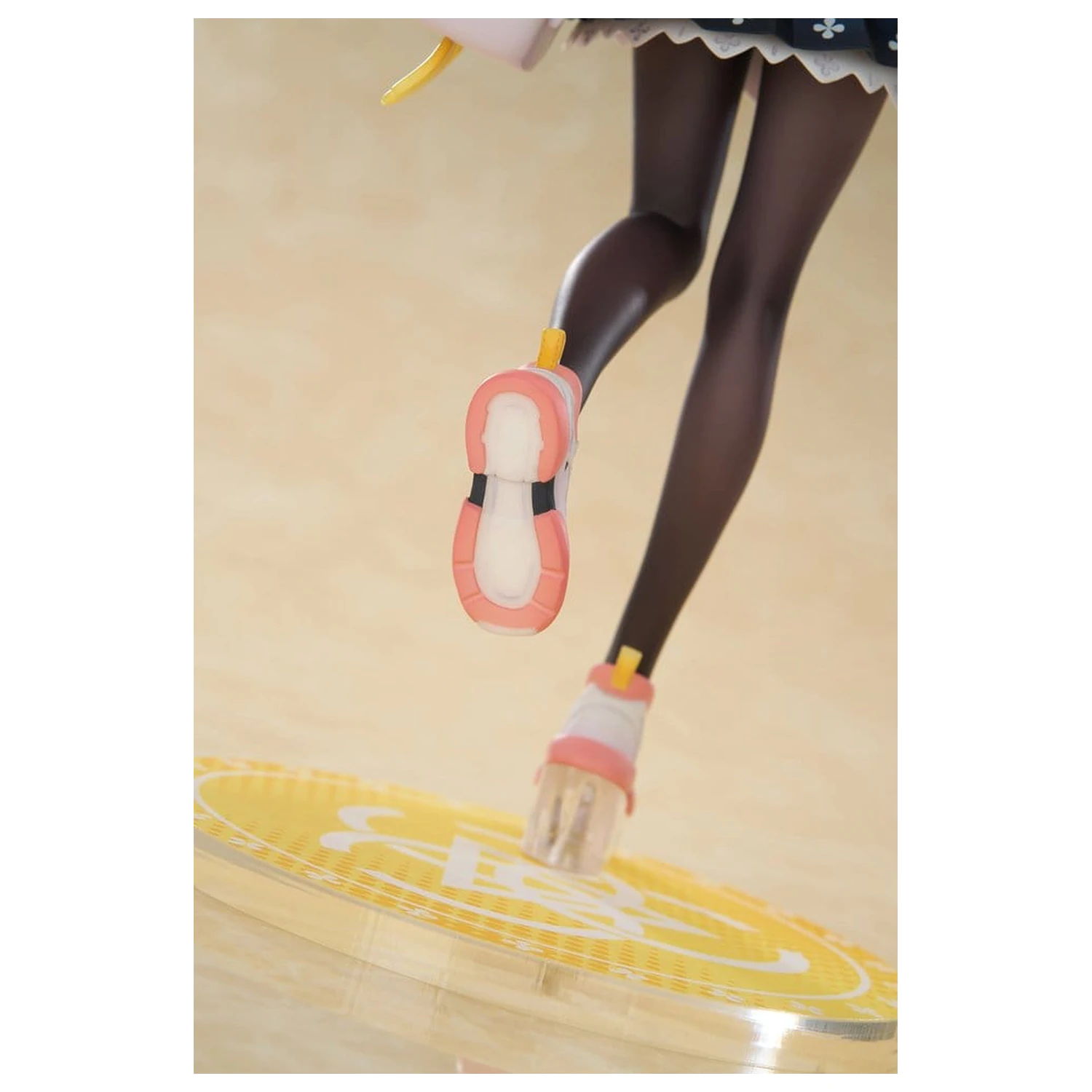 Blue Archive PVC figura 1/7 Hifumi 27 cm termékfotó
