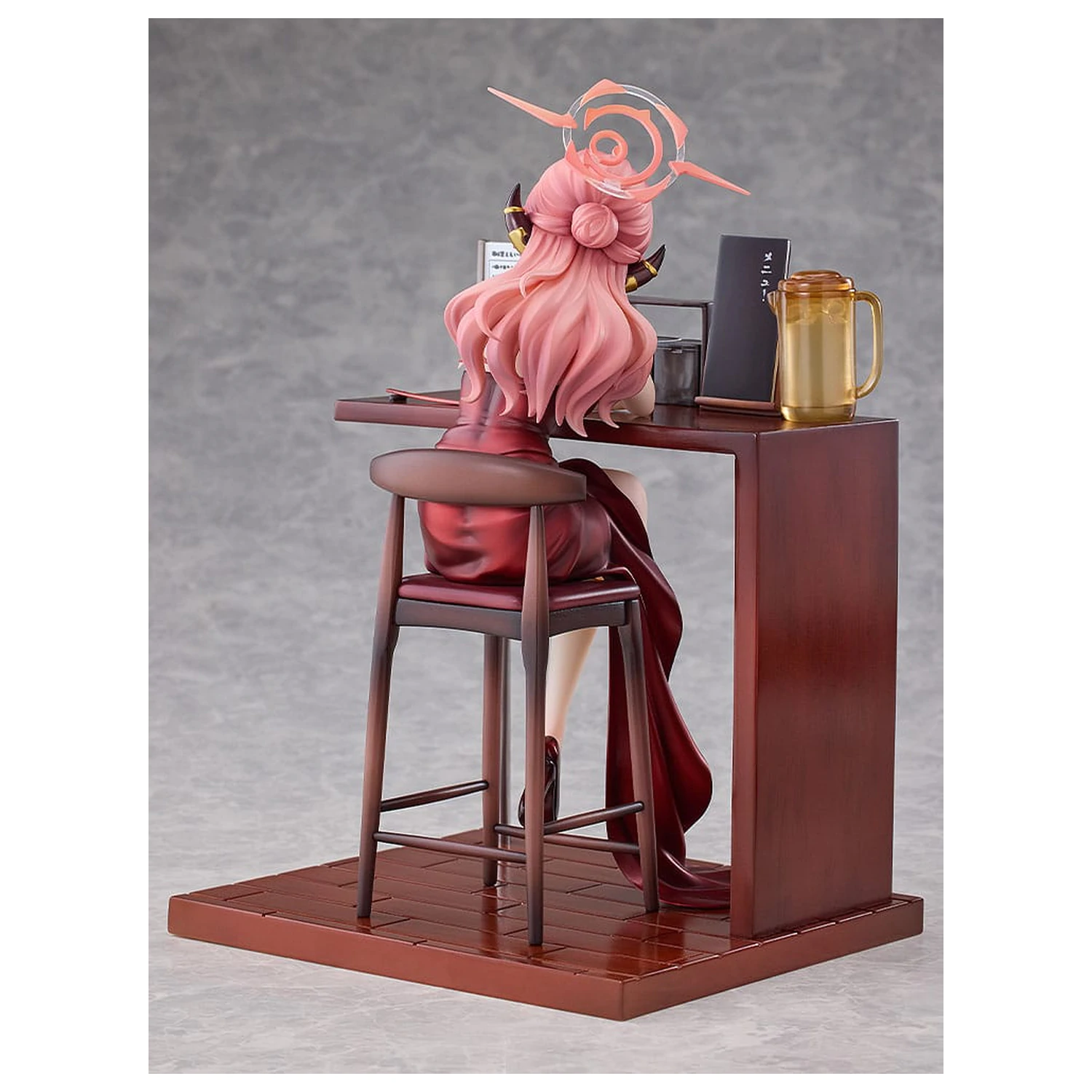 Blue Archive PVC szobor figura 1/7 Aru (Dress): Memorial Lobby Ver. 23 cm   termékfotó