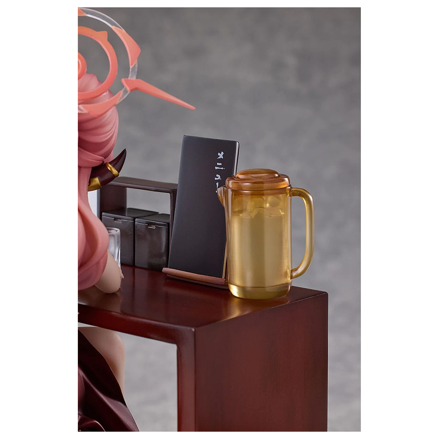 Blue Archive PVC szobor figura 1/7 Aru (Dress): Memorial Lobby Ver. 23 cm   termékfotó