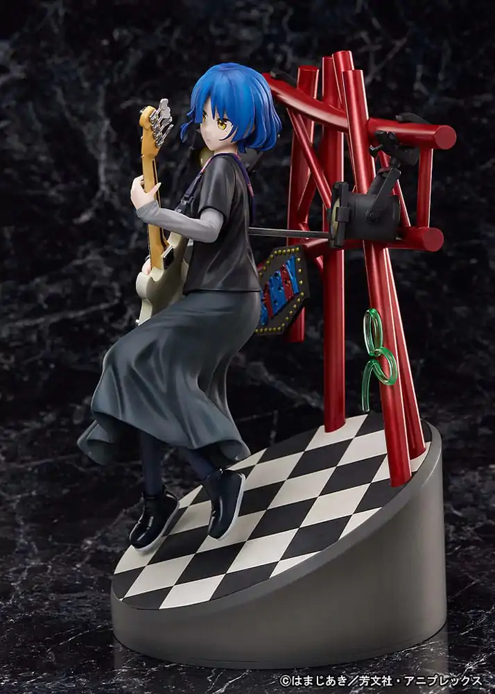 Bocchi the Rock! 1/7 Ryo Yamada szobor figura 23 cm termékfotó
