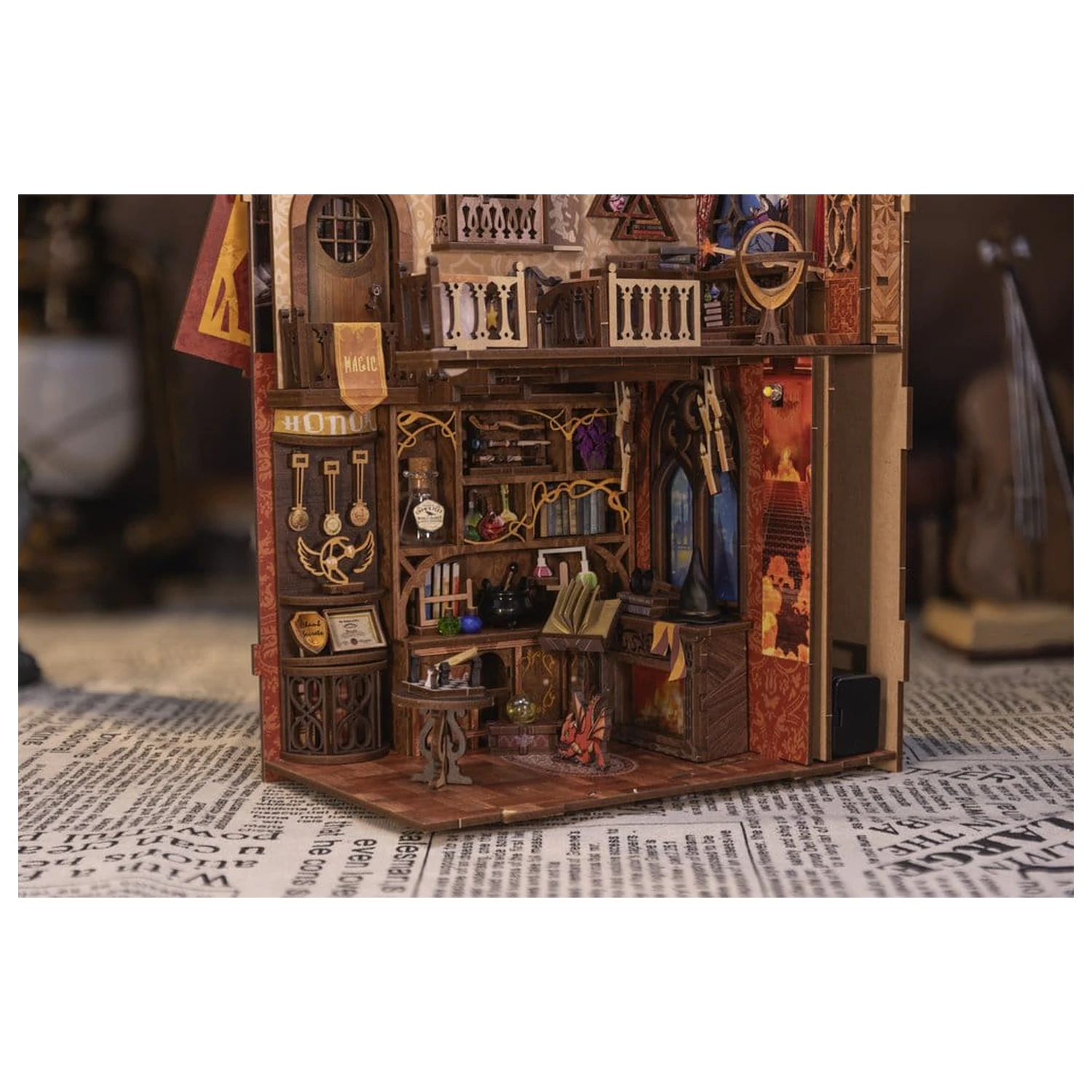 Book Nook Flame Common Room 23 x 11 cm  termékfotó