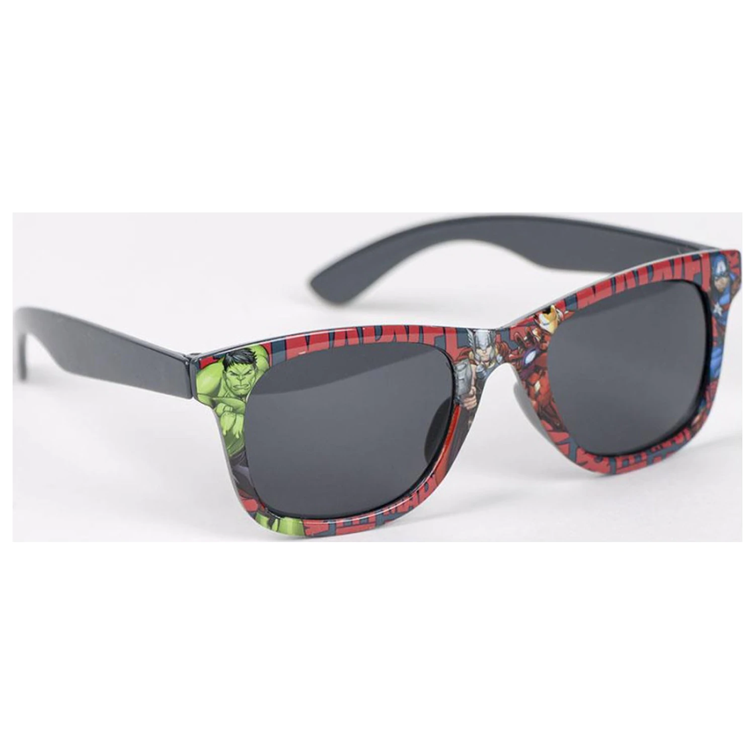 Bosszúállók Marvel napszemüveg és baseball sapka szett termékfotó