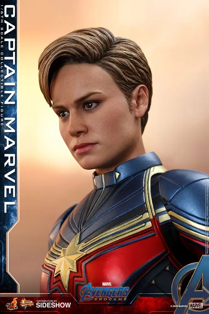 Bosszúállók: Végjáték Movie Masterpiece Series 1/6 Captain Marvel PVC akciófigura 29 cm termékfotó