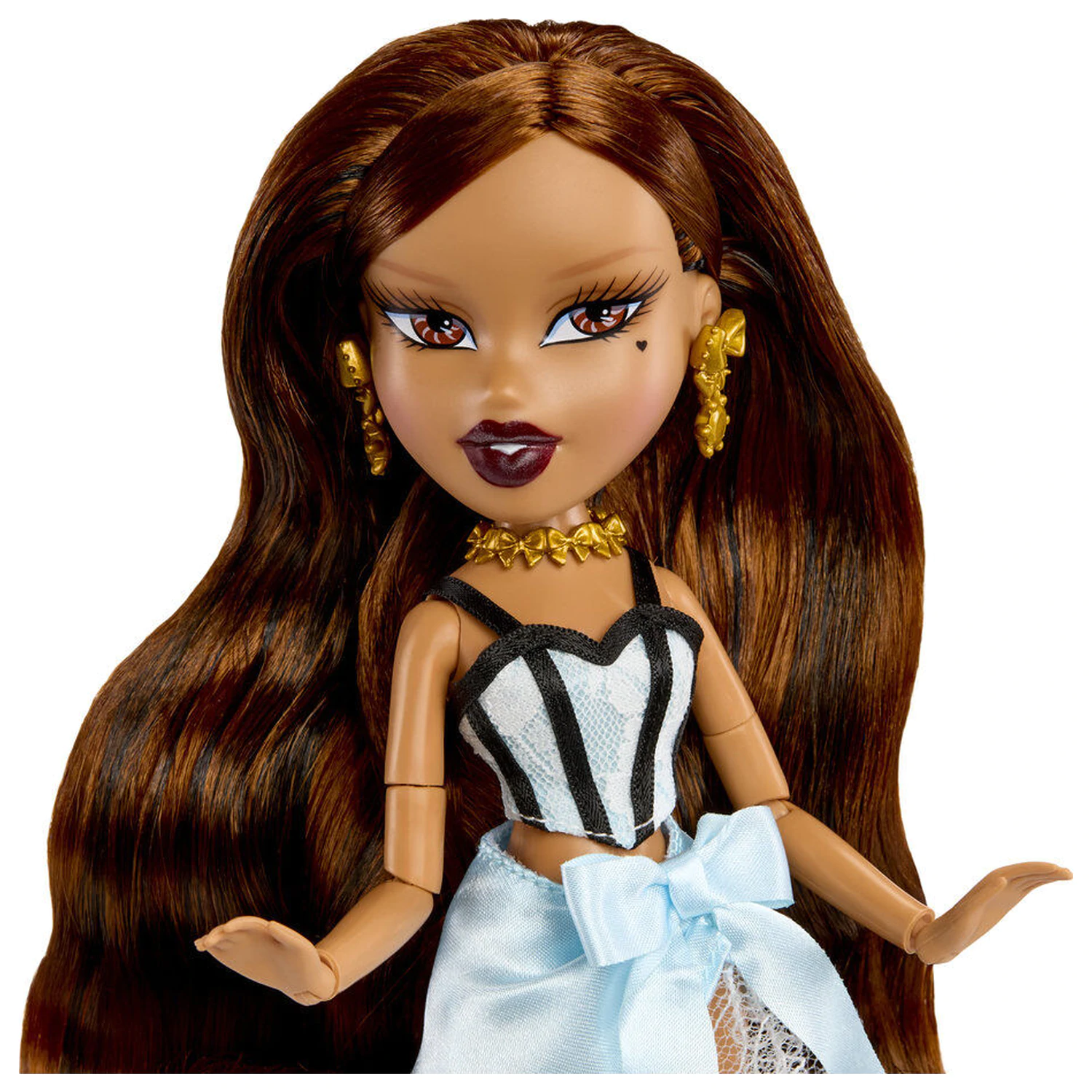 Bratz Stylin Birthday Yasmin játék baba és póló termékfotó