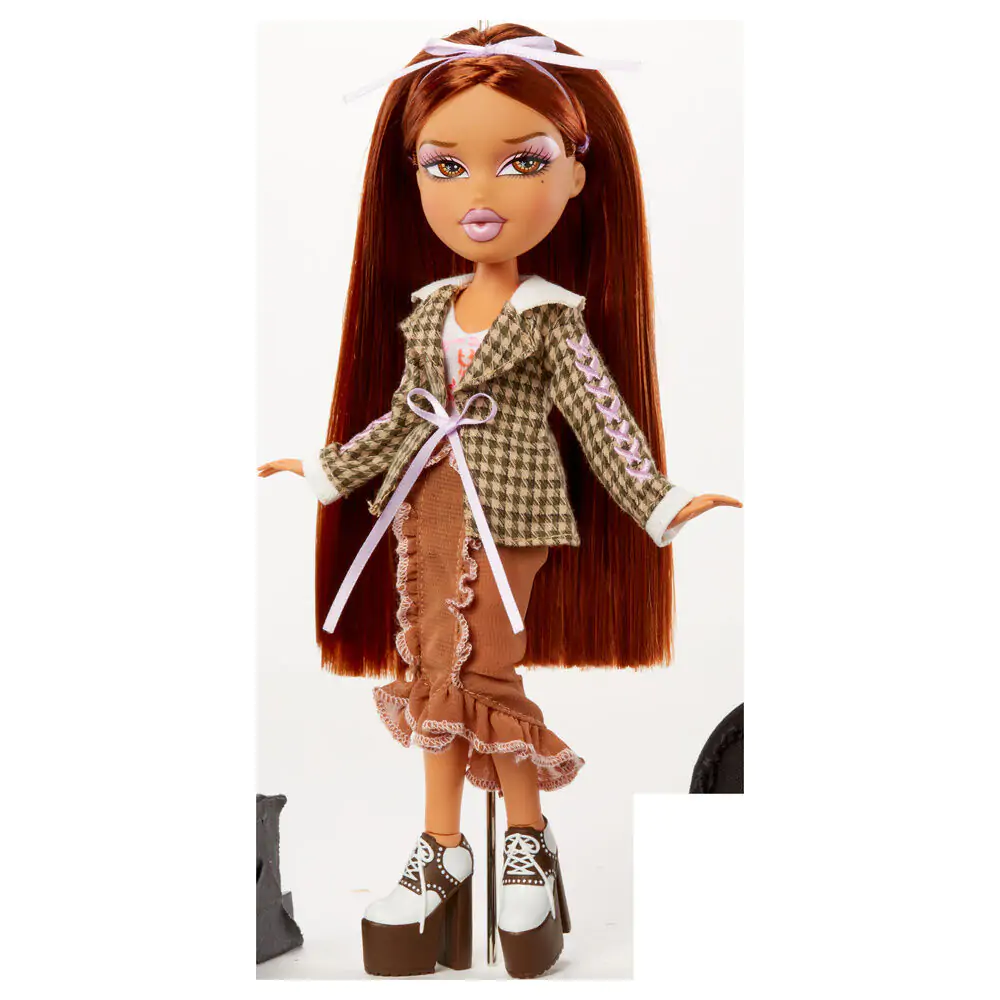 Bratz Stylin Yasmin játék baba és póló termékfotó