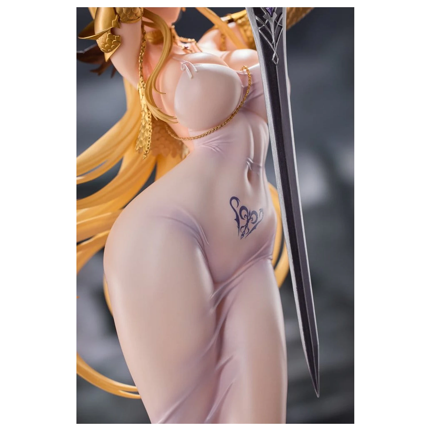 Brown Dust 2 1/6 Apostle Olivier PVC figura 32 cm termékfotó