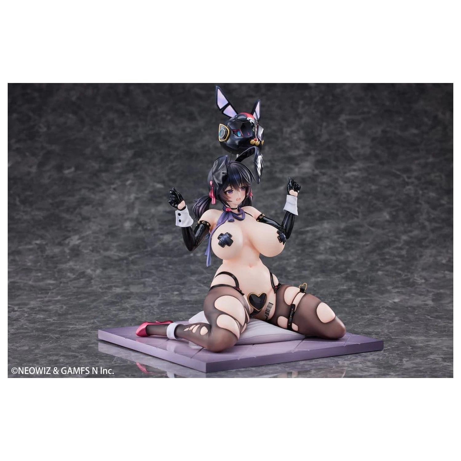 Brown Dust 2 1/6 Roen - Celebrity Bunny Ver. PVC szobor figura 28 cm  termékfotó