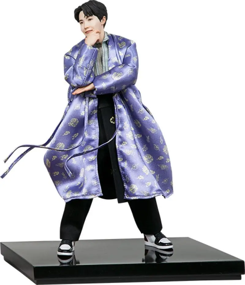 BTS Idol Collection J-hope Deluxe PVC szobor figura 24 cm termékfotó