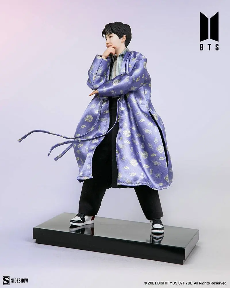 BTS Idol Collection J-hope Deluxe PVC szobor figura 24 cm termékfotó