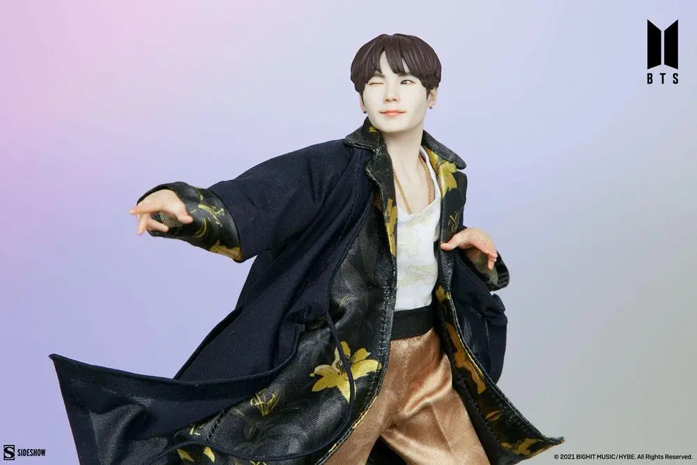 BTS Idol Collection SUGA Deluxe PVC szobor figura 23 cm termékfotó