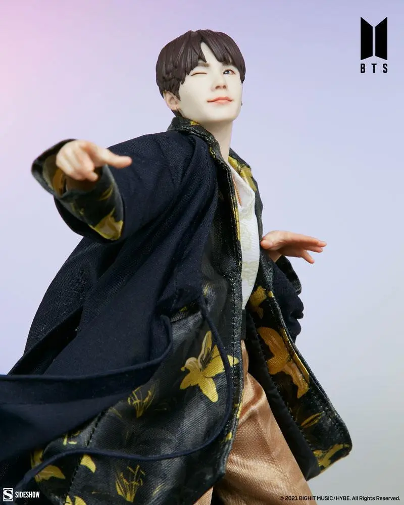 BTS Idol Collection SUGA Deluxe PVC szobor figura 23 cm termékfotó