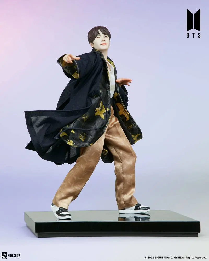 BTS Idol Collection SUGA Deluxe PVC szobor figura 23 cm termékfotó