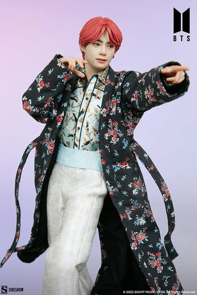 BTS Idol Collection V Deluxe PVC szobor figura 23 cm termékfotó