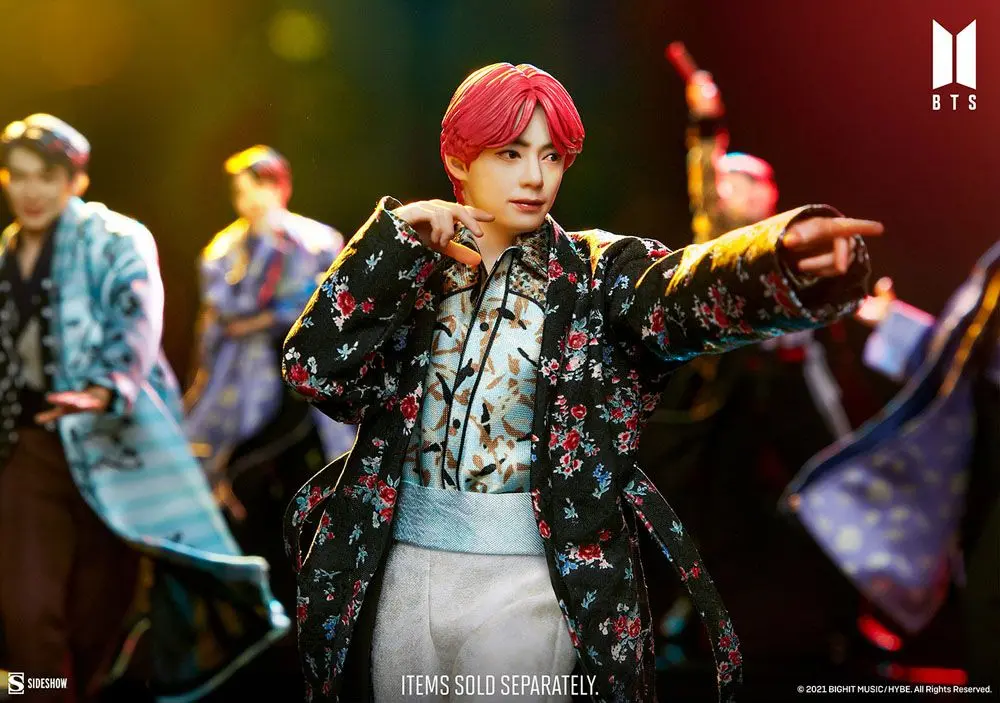 BTS Idol Collection V Deluxe PVC szobor figura 23 cm termékfotó