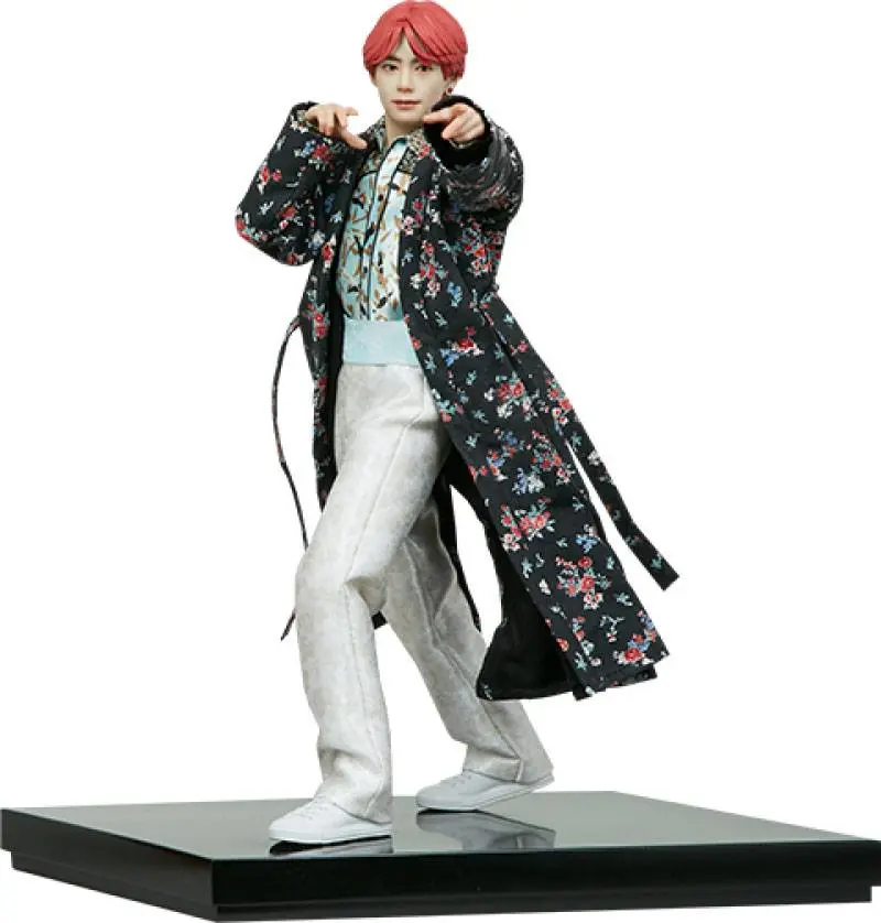 BTS Idol Collection V Deluxe PVC szobor figura 23 cm termékfotó