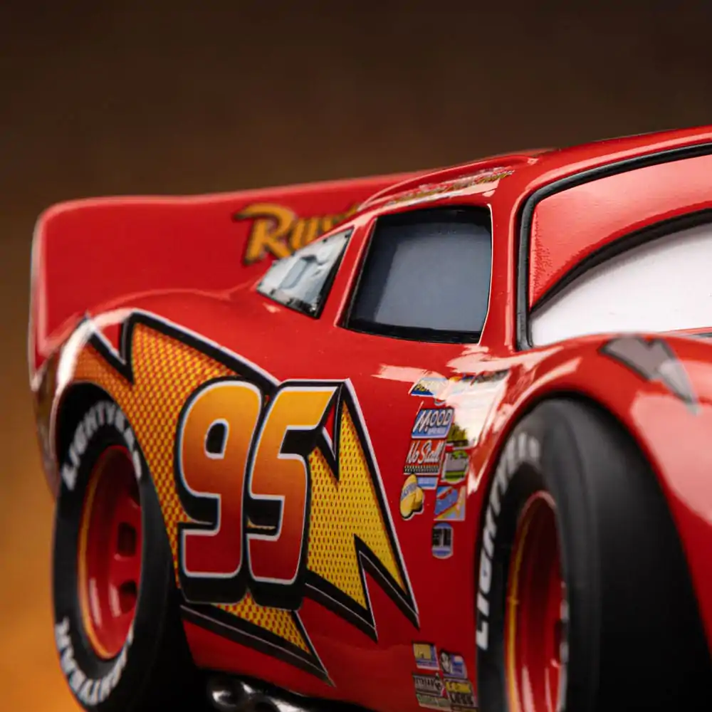 Cars Art Scale 1/10 Lightning Mcqueen szobor figura 11 cm termékfotó