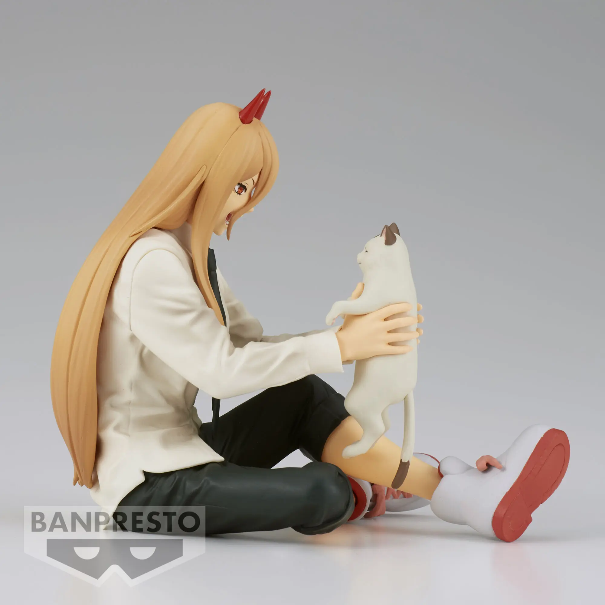 Chainsaw Man Break Time Power & Meowy figura 9cm termékfotó