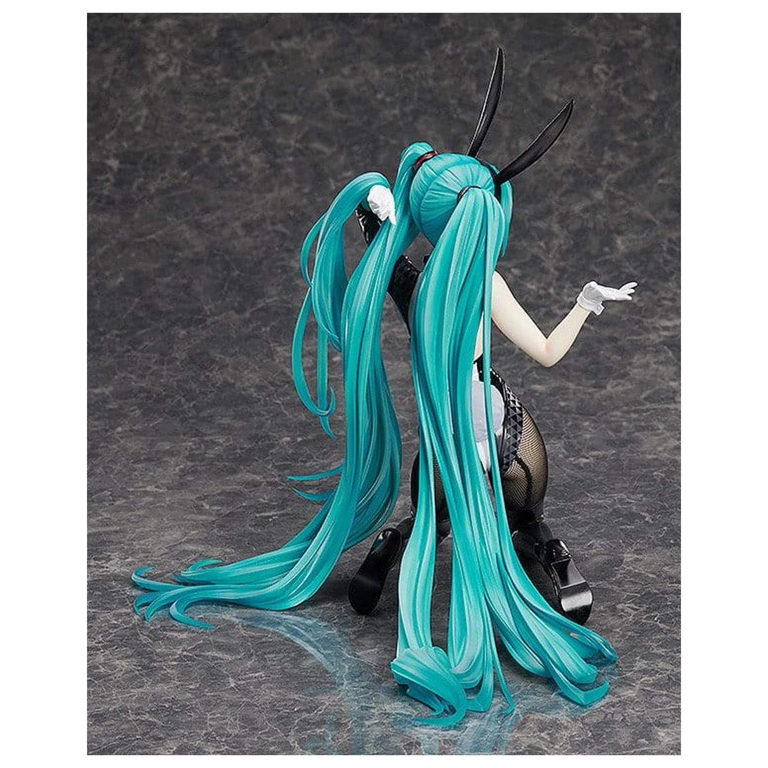 Character Vocal Series 01: Hatsune Miku 1/4 Bunny Ver. / Art by SanMuYYB PVC figura 30 cm termékfotó