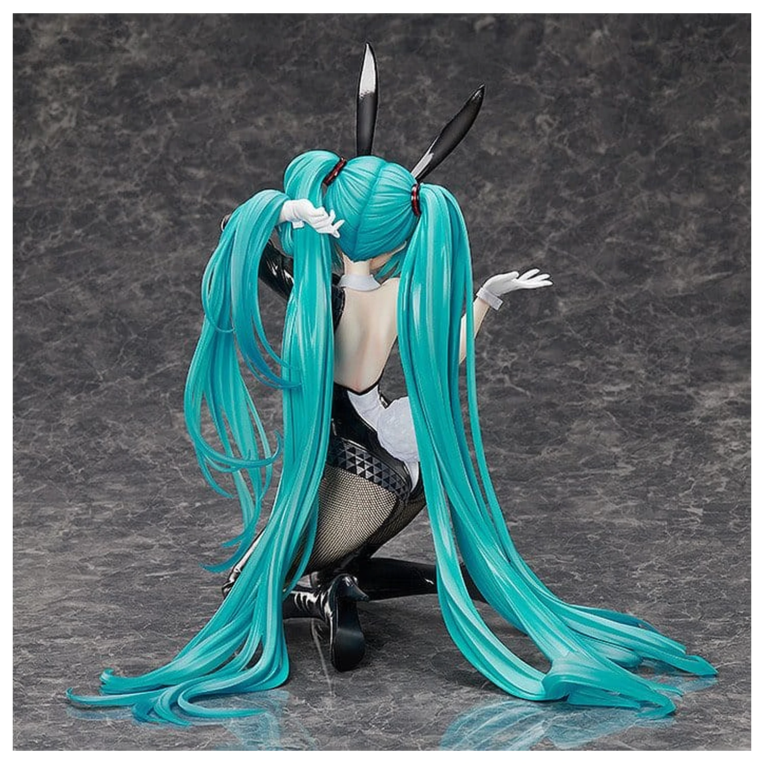 Character Vocal Series 01: Hatsune Miku 1/4 Bunny Ver. / Art by SanMuYYB PVC figura 30 cm termékfotó