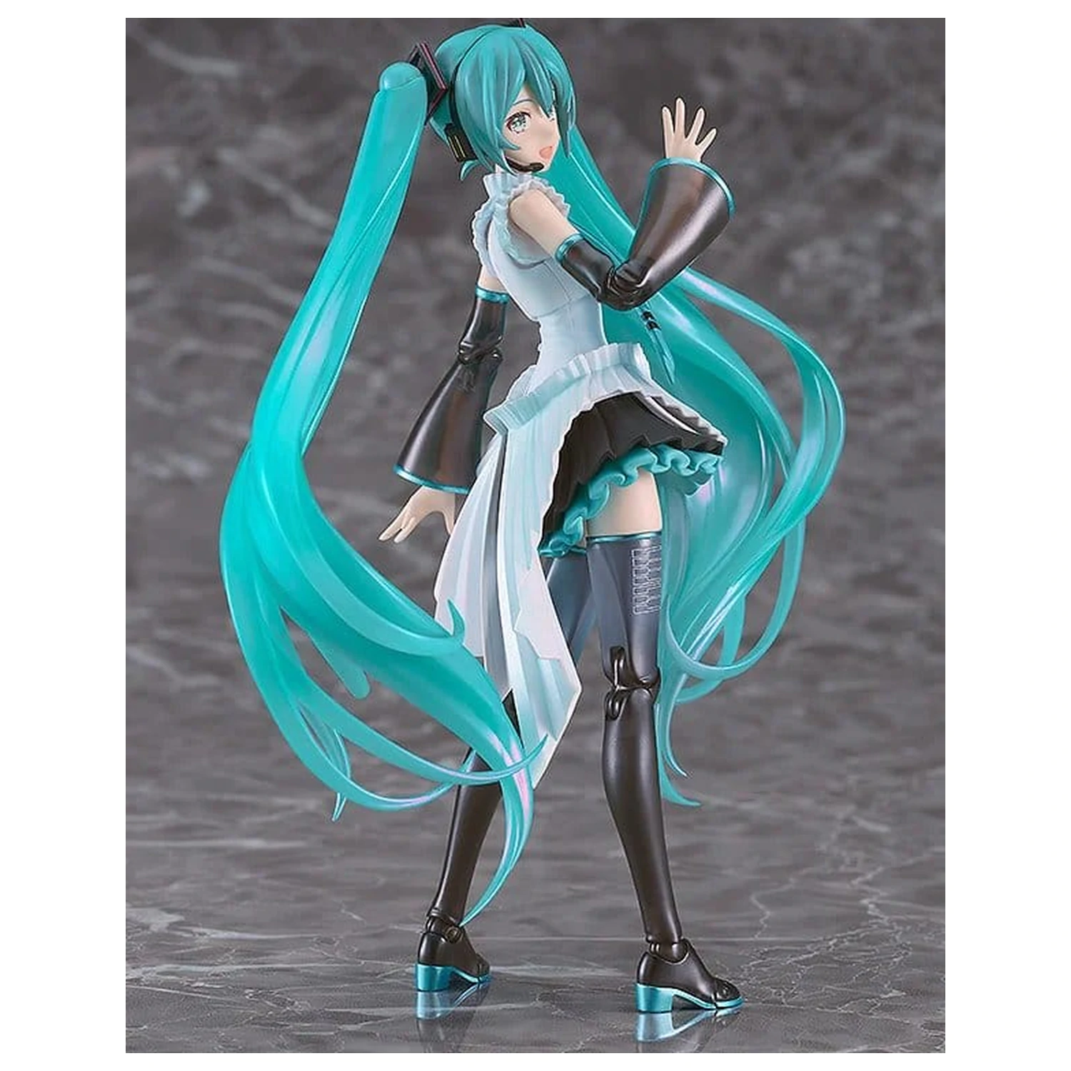 Character Vocal Series 01: Hatsune Miku Plamatea Happy 16th Birthday Ver. műanyag modell készlet 16 cm termékfotó