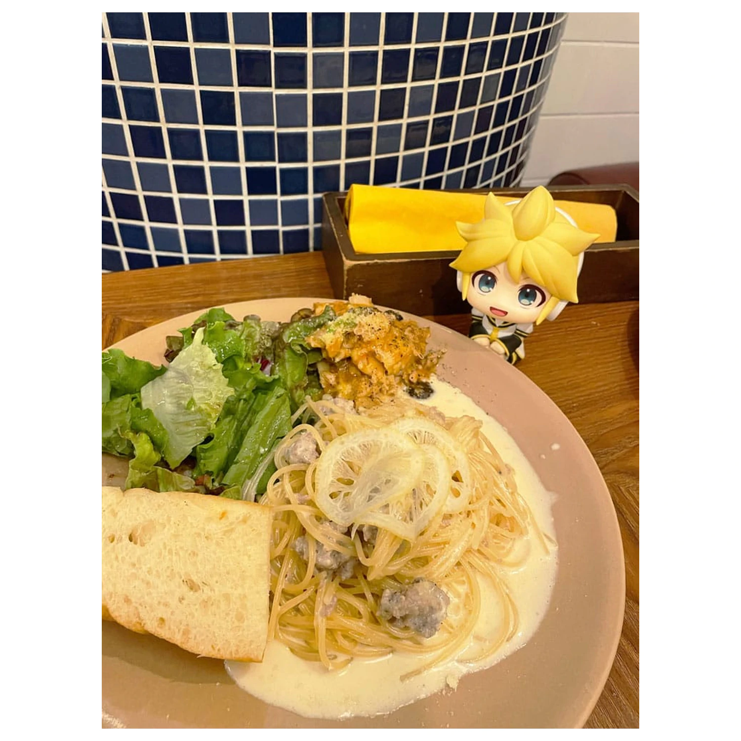 Character Vocal Series: Kagamine Rin/Len Look Up Kagamine Len PVC szobor figura 11 cm  termékfotó