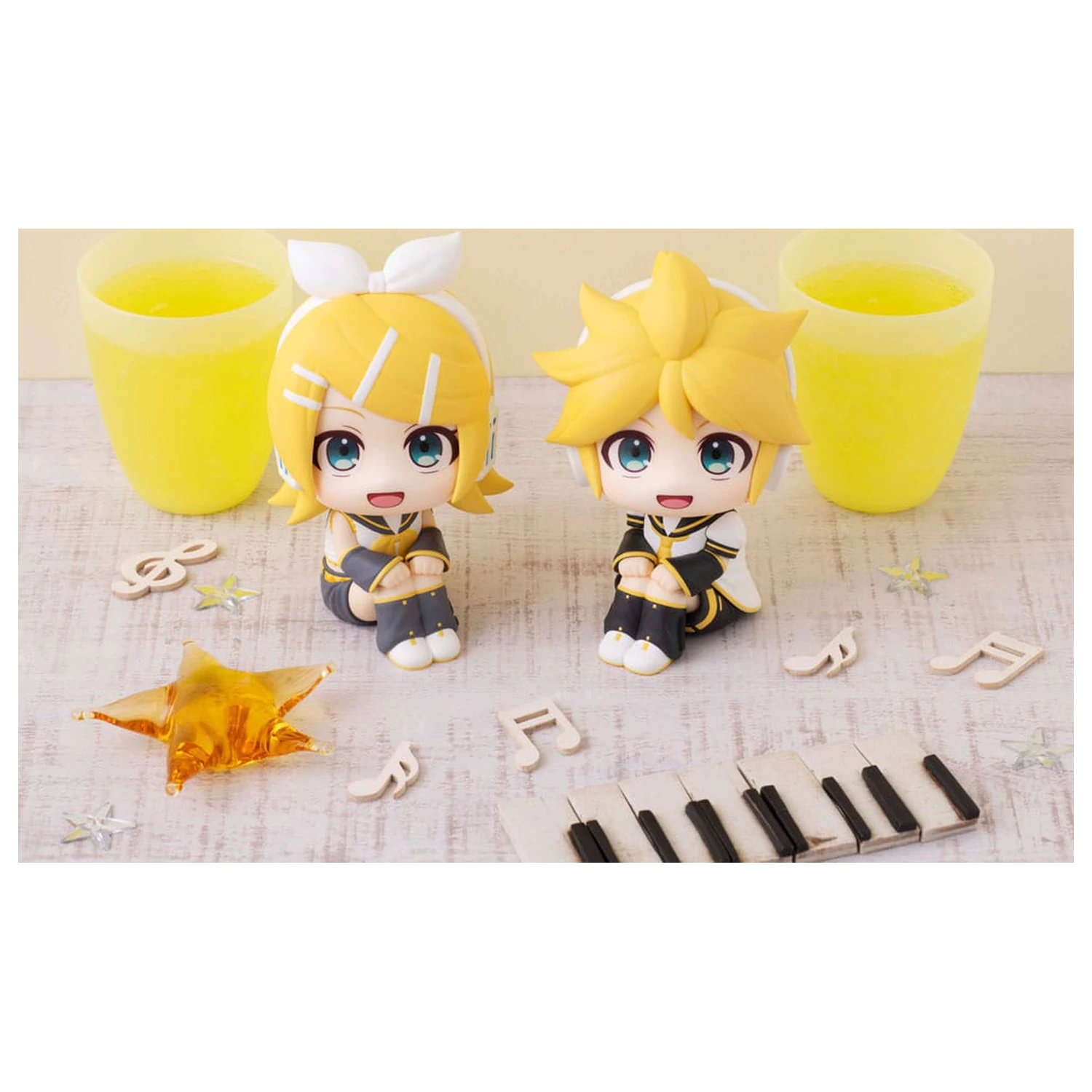 Character Vocal Series: Rin/Len Look UpHatsune Rin & Len (with gift) PVC szobor figura csomag 11 cm    termékfotó