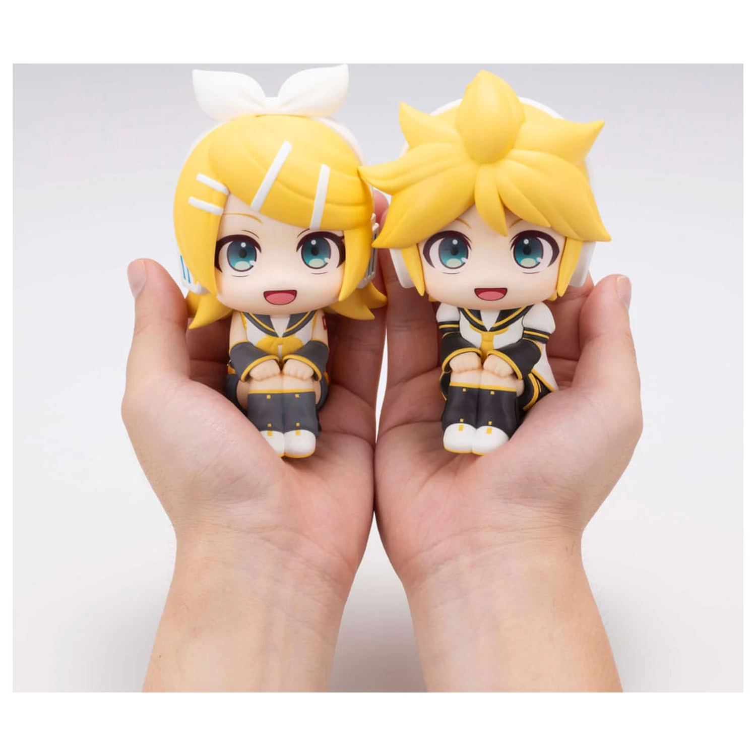 Character Vocal Series: Rin/Len Look UpHatsune Rin & Len (with gift) PVC szobor figura csomag 11 cm    termékfotó