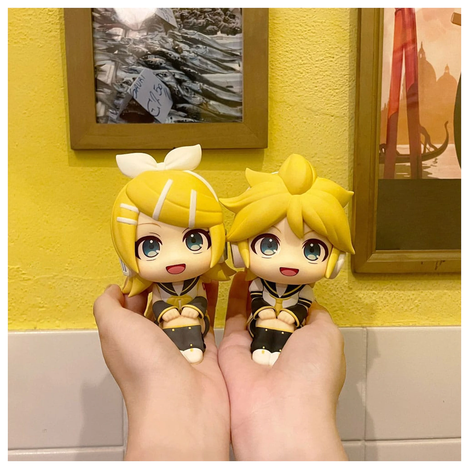 Character Vocal Series: Rin/Len Look UpHatsune Rin & Len (with gift) PVC szobor figura csomag 11 cm    termékfotó