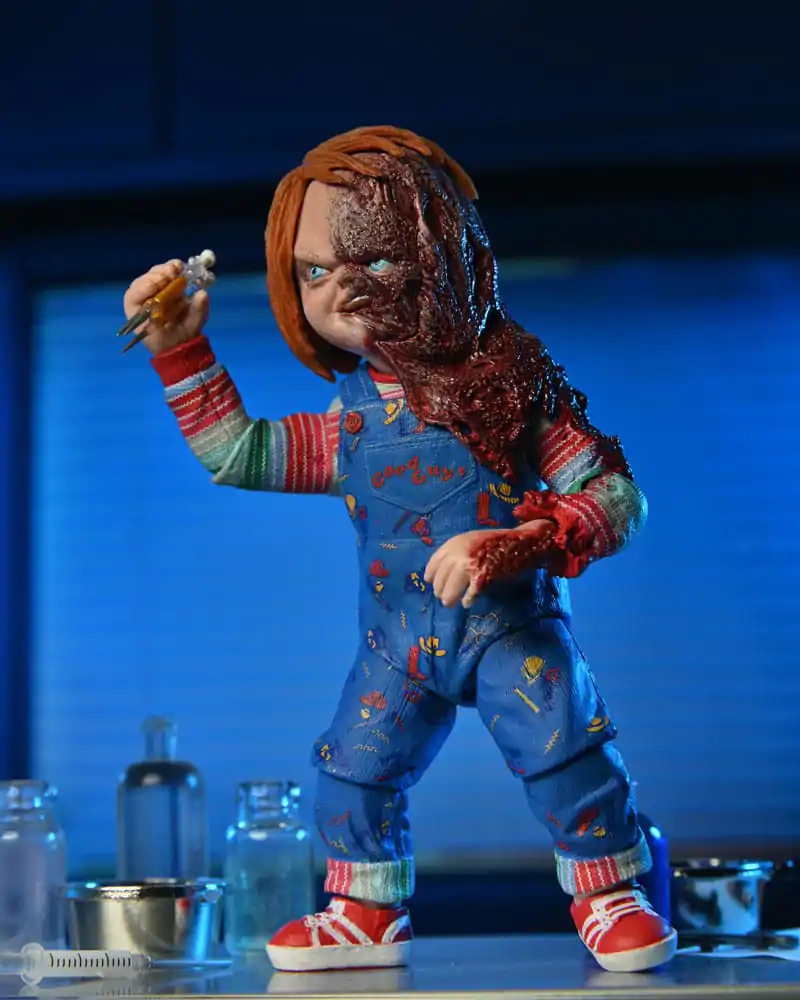 Child´s Play Action Figure Chucky (TV Series) Ultimate Chucky 18 cm termékfotó