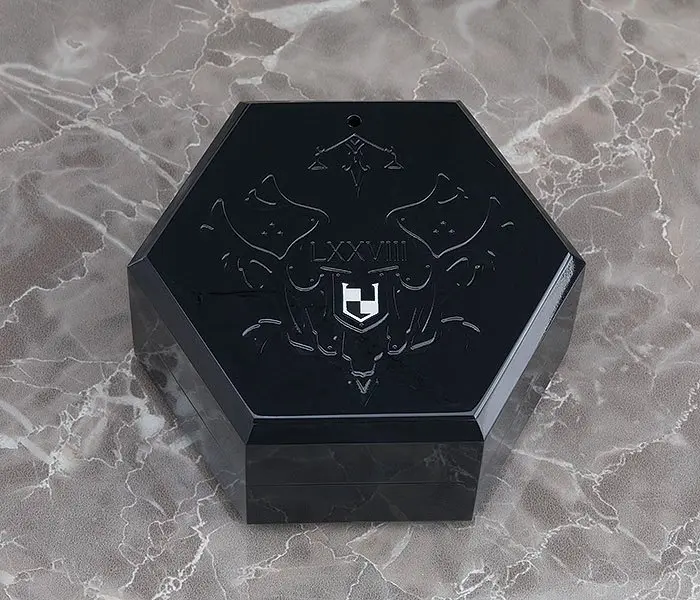 Chitocerium 1/1 LXXVIII-platinum 1.5 Műanyag modell készlet 20 cm termékfotó