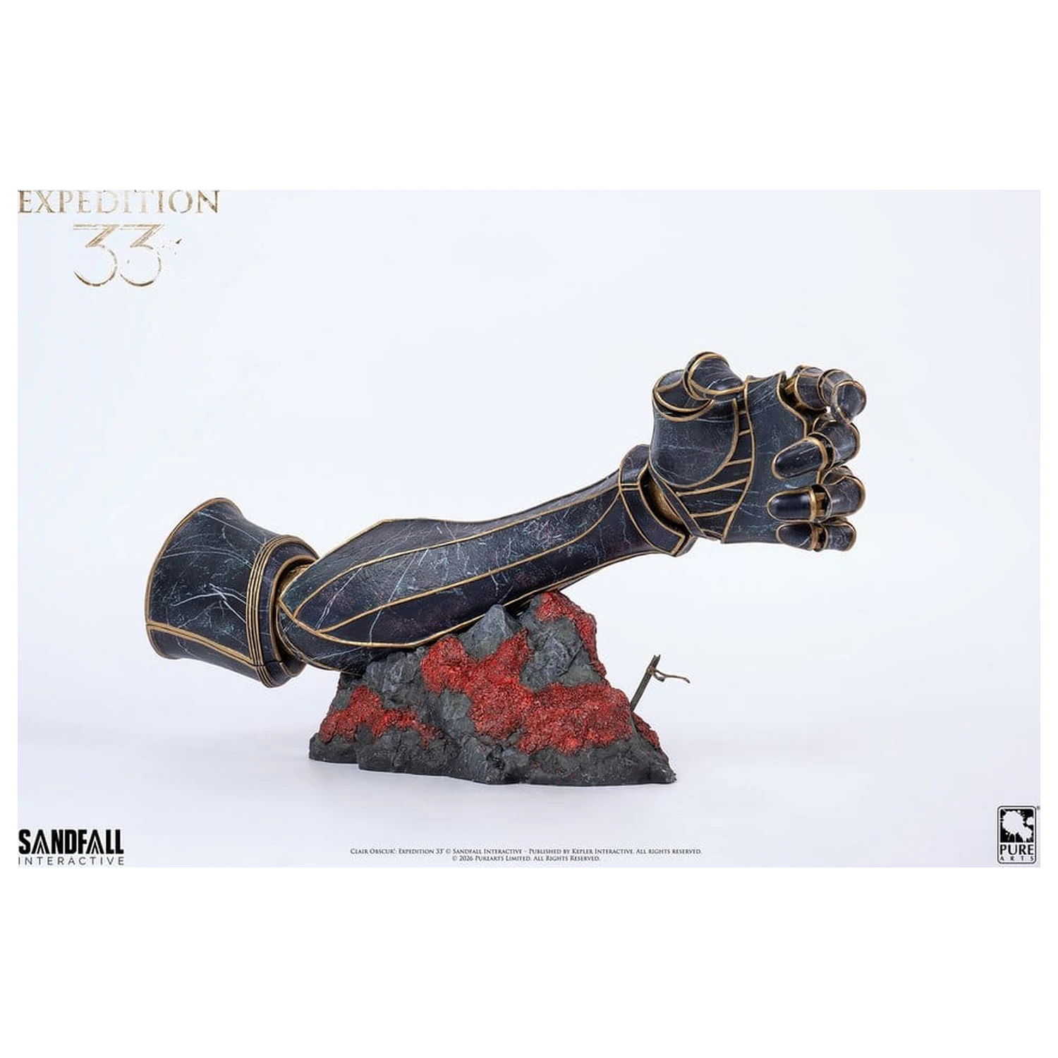 Clair Obscur: Expedition 33 replika 1/1 Scale Arm of Gustave 48 cm termékfotó