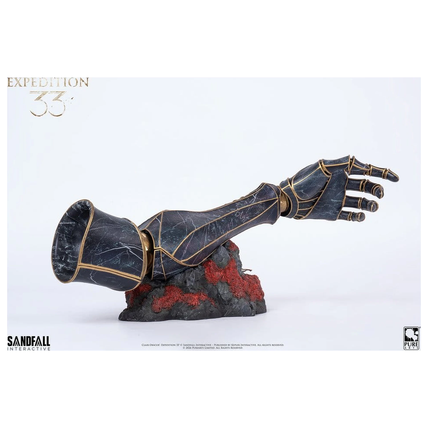 Clair Obscur: Expedition 33 replika 1/1 Scale Arm of Gustave 48 cm termékfotó