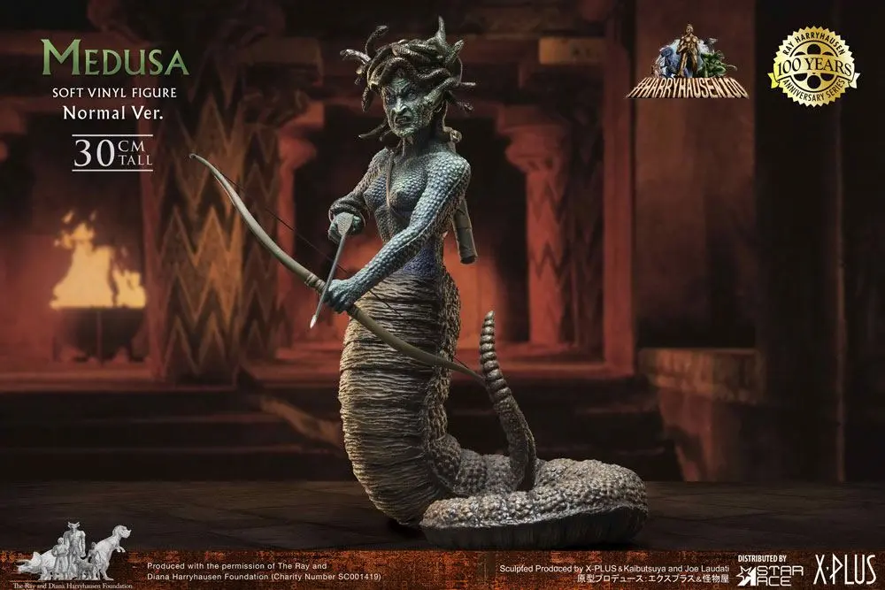 Clash of the Titans Gigantic Soft Vinyl Ray Harryhausens Medusa szobor figura 30 cm termékfotó