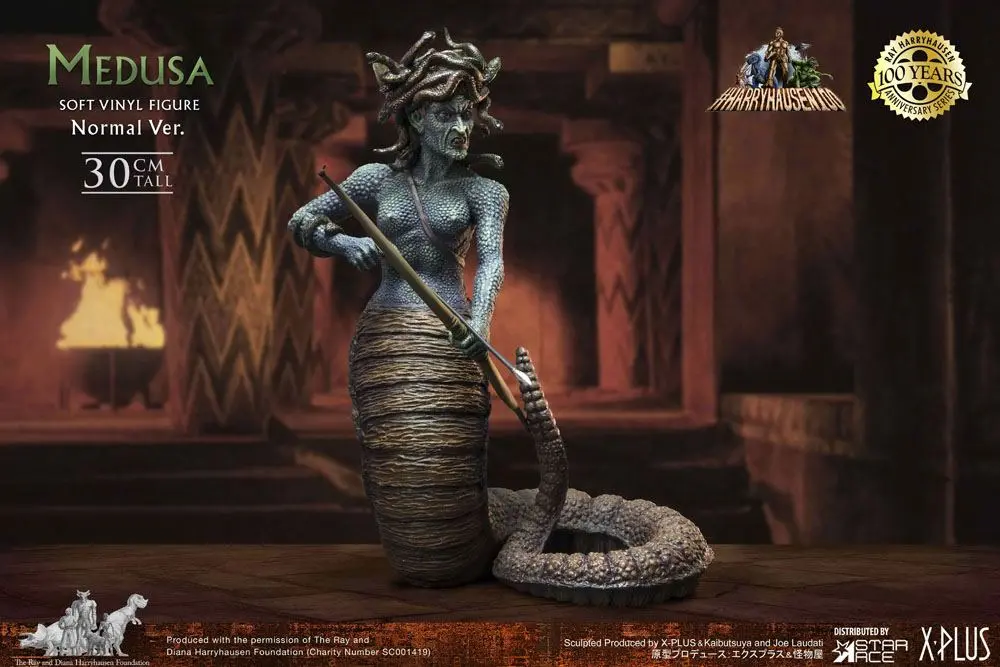 Clash of the Titans Gigantic Soft Vinyl Ray Harryhausens Medusa szobor figura 30 cm termékfotó