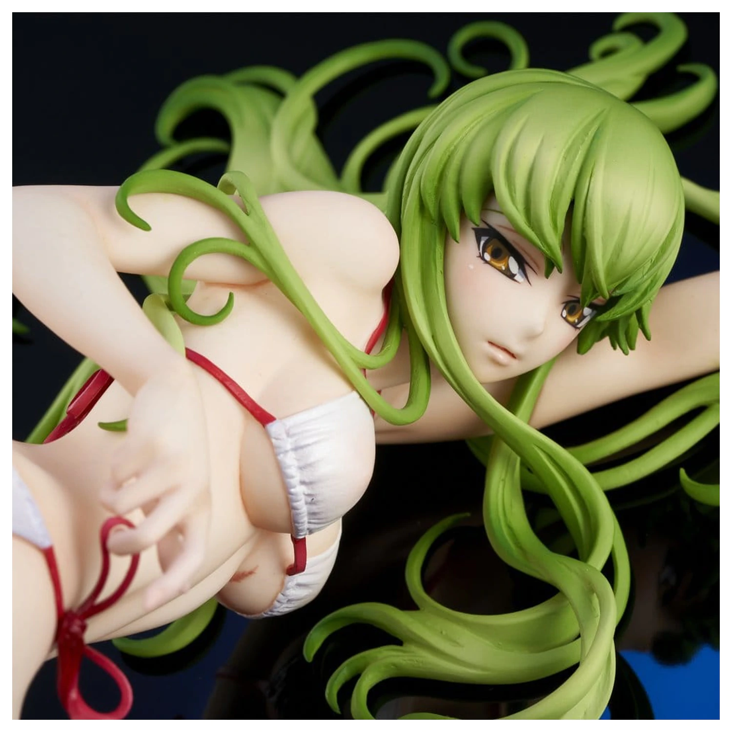 Code Geass: Lelouch of the Rebellion PVC figura C.C. Swimsuit Ver. 28 cm termékfotó