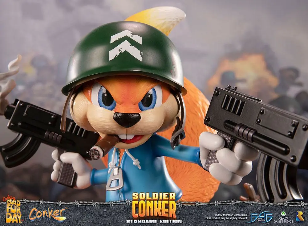 Conker: Conker's Bad Fur Day Soldier Conker szobor figura 33 cm termékfotó