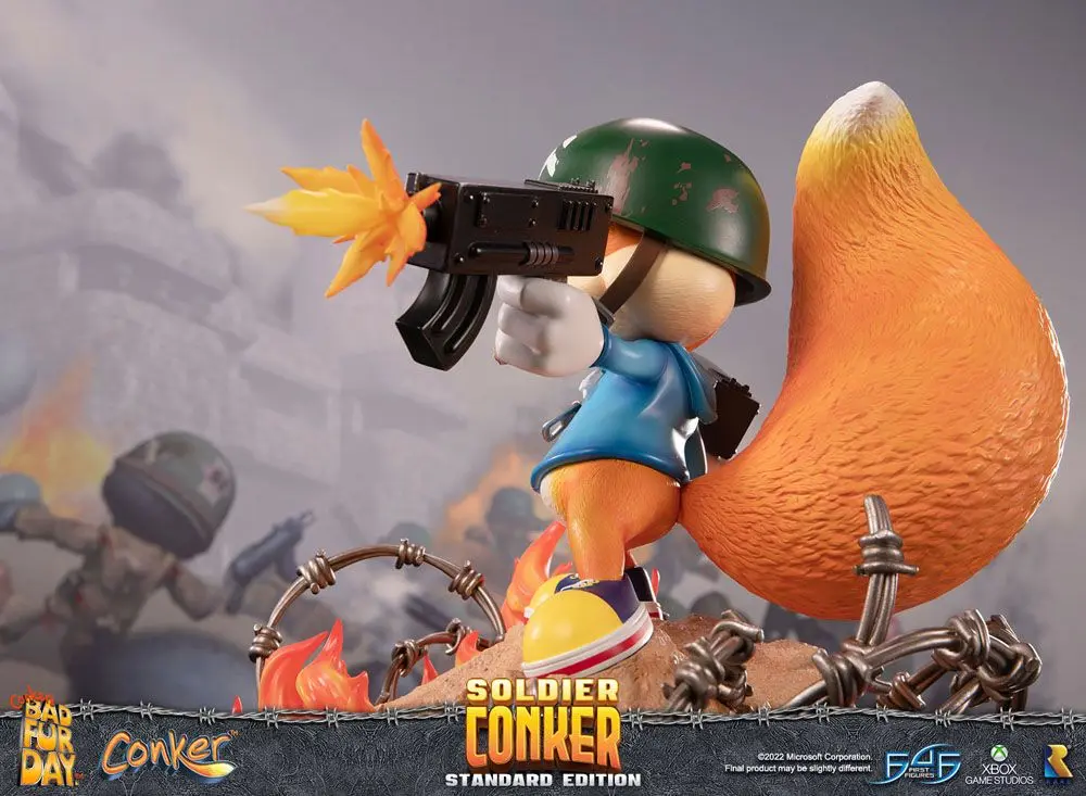 Conker: Conker's Bad Fur Day Soldier Conker szobor figura 33 cm termékfotó