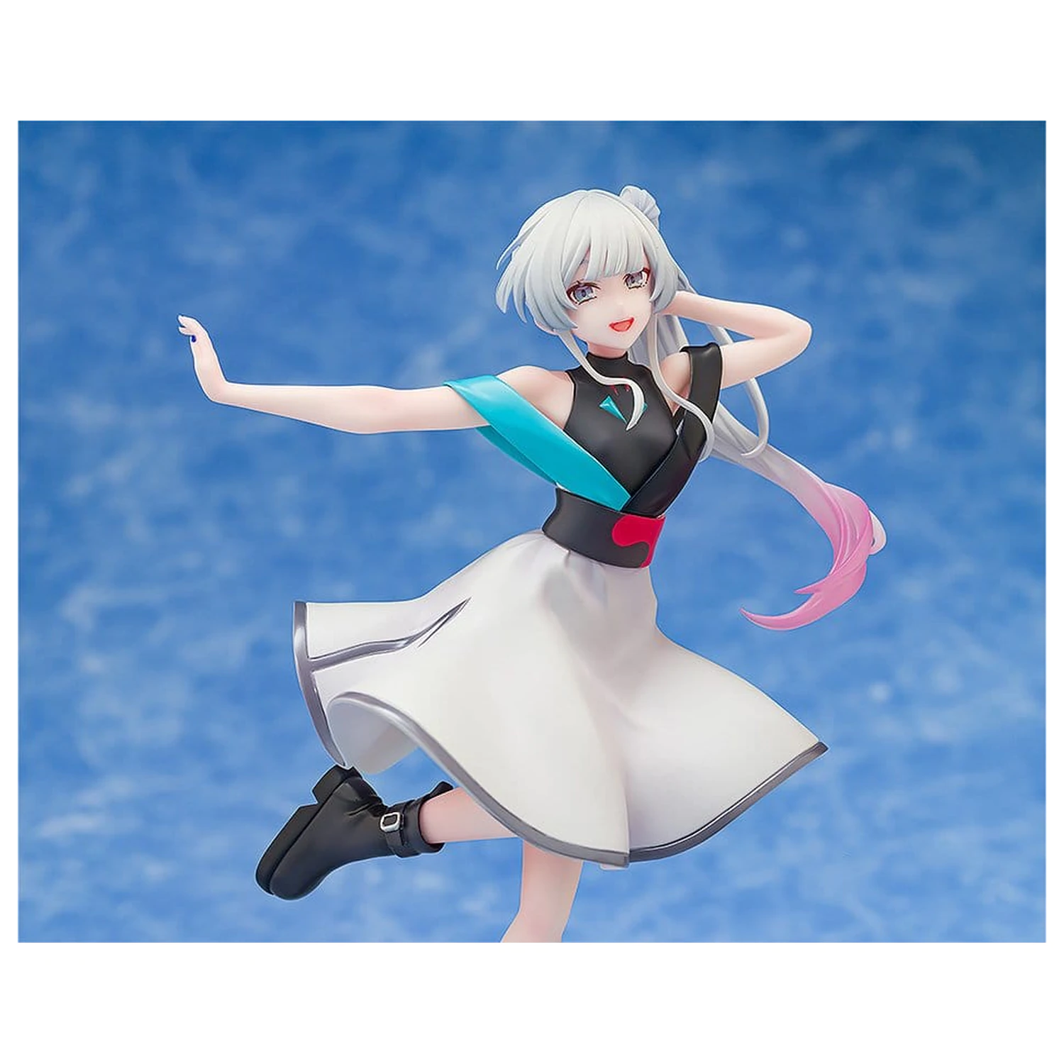 Cosmic Princess Kaguya! PVC figura Yachiyo Runami: Collaboration Concert Ver. 17 cm termékfotó