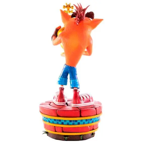 Crash Team Racing Nitro-Fueled Crash Winner szobor figura 46cm termékfotó