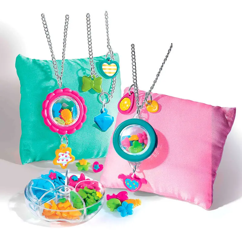 Crazy Chic Charm nyaklánc termékfotó