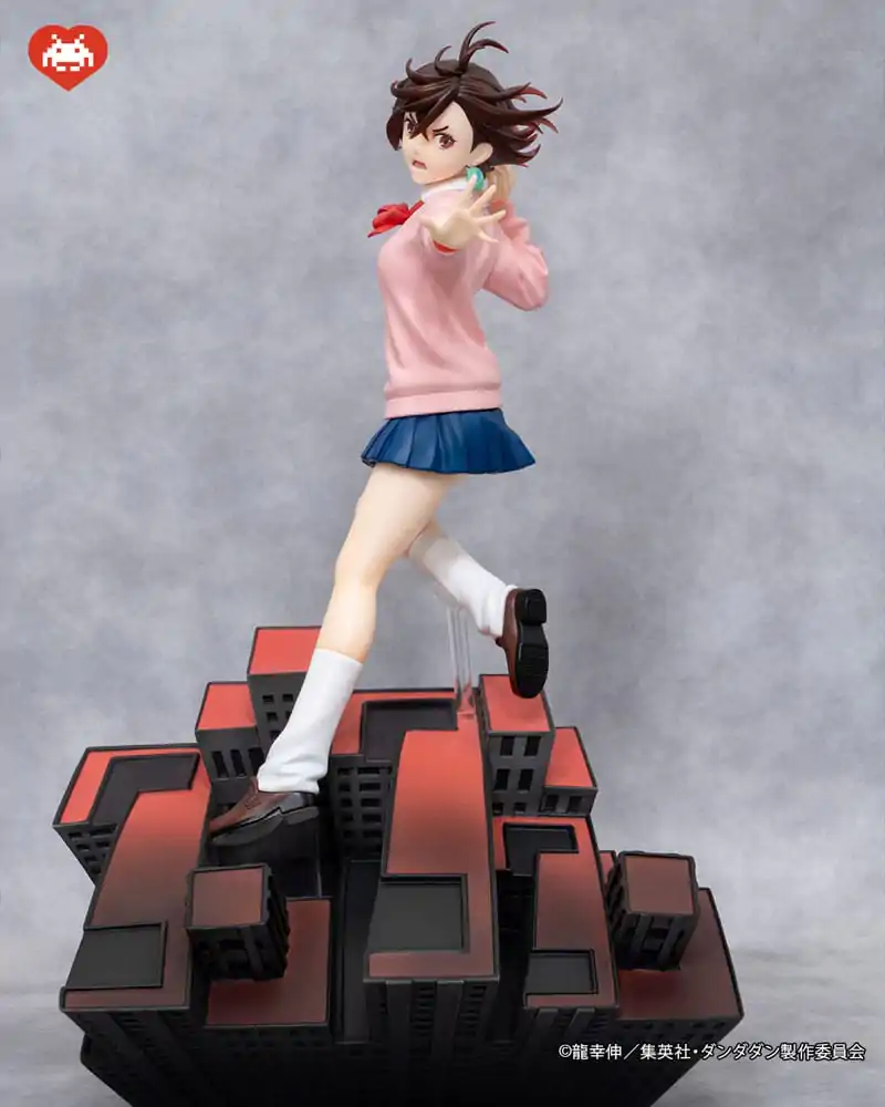 Dandadan Dressta Momo PVC szobor figura 23 cm termékfotó