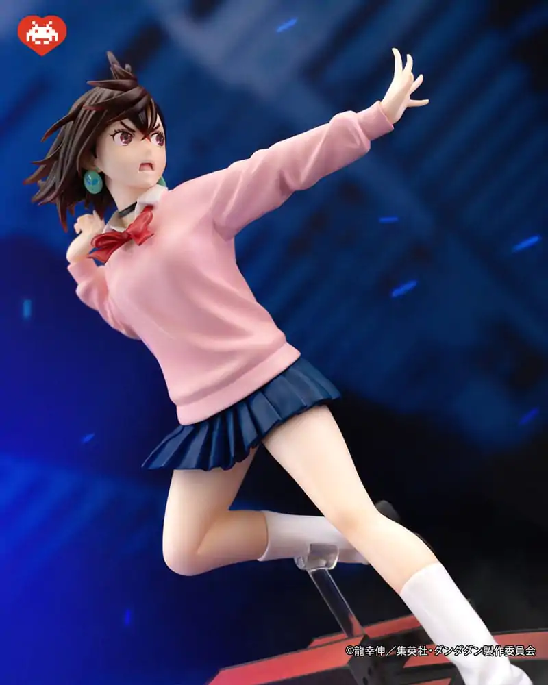 Dandadan Dressta Momo PVC szobor figura 23 cm termékfotó