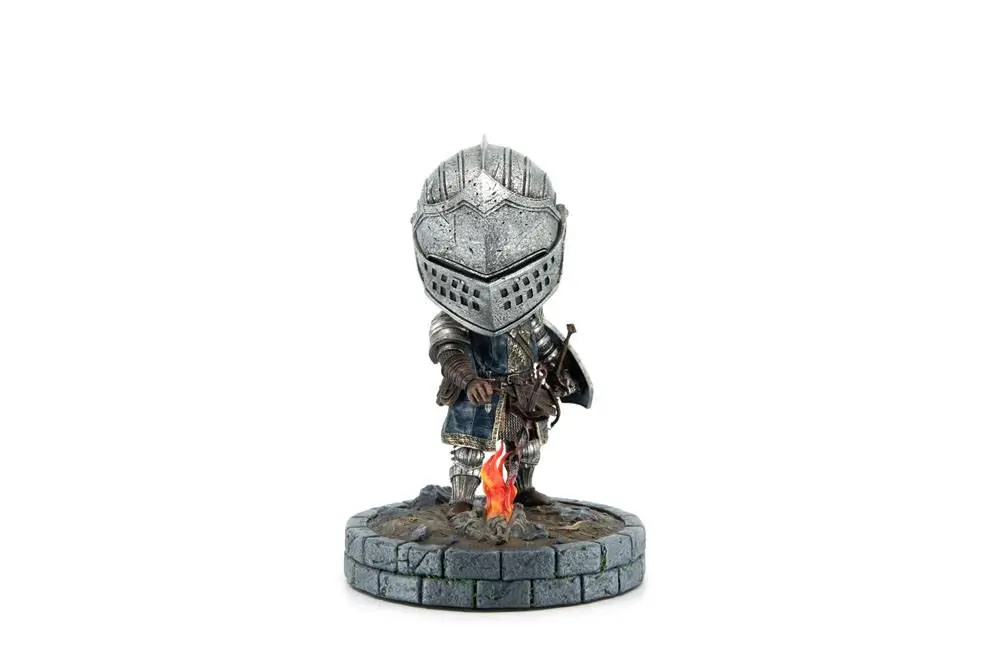 Dark Souls Oscar, Knight of Astora SD szobor figura 20 cm termékfotó