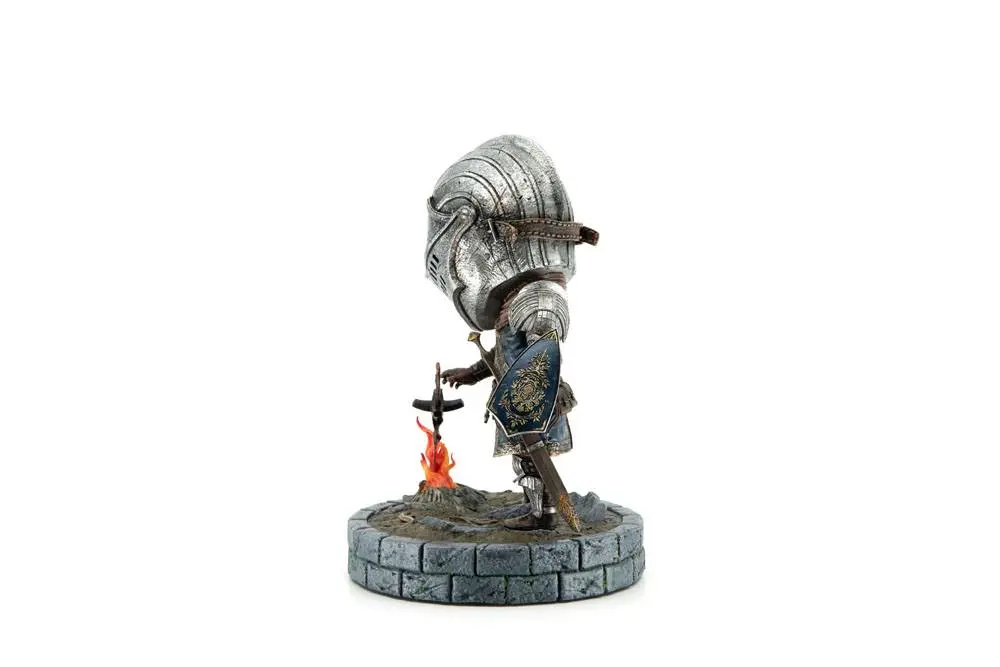 Dark Souls Oscar, Knight of Astora SD szobor figura 20 cm termékfotó