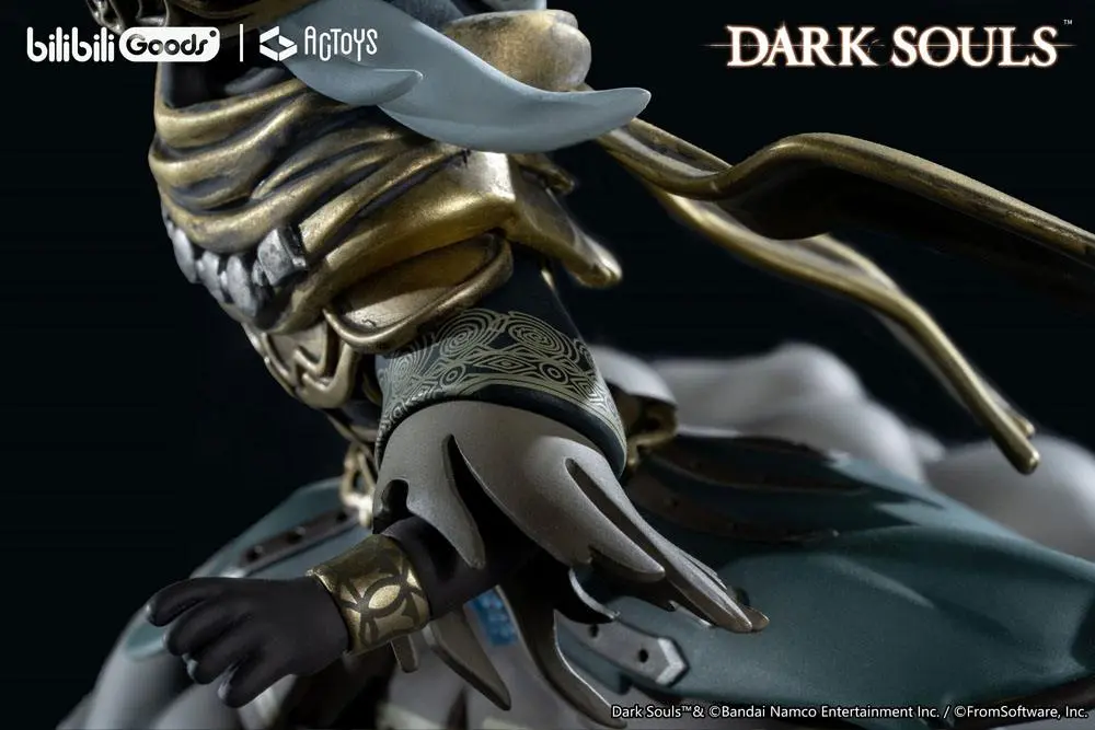 Dark Souls The Nameless King PVC szobor figura 15 cm termékfotó