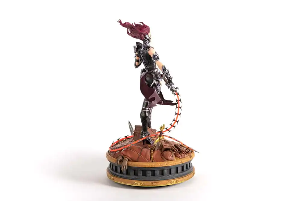 Darksiders Fury szobor figura 45 cm termékfotó