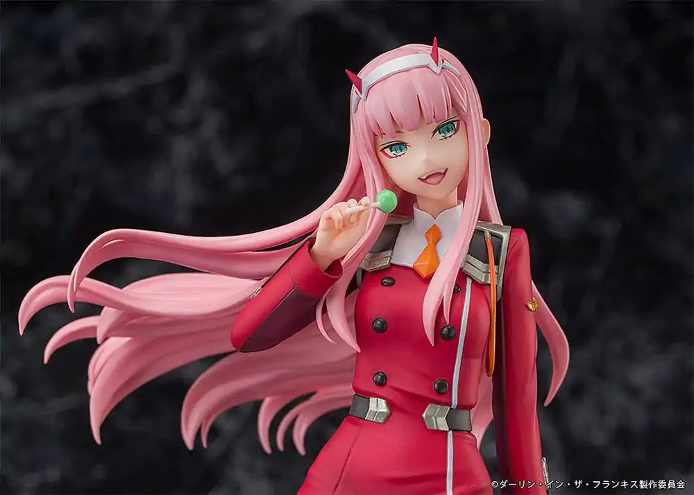 Darling in the Franxx 1/7 Zero Two PVC szobor figura 24 cm termékfotó