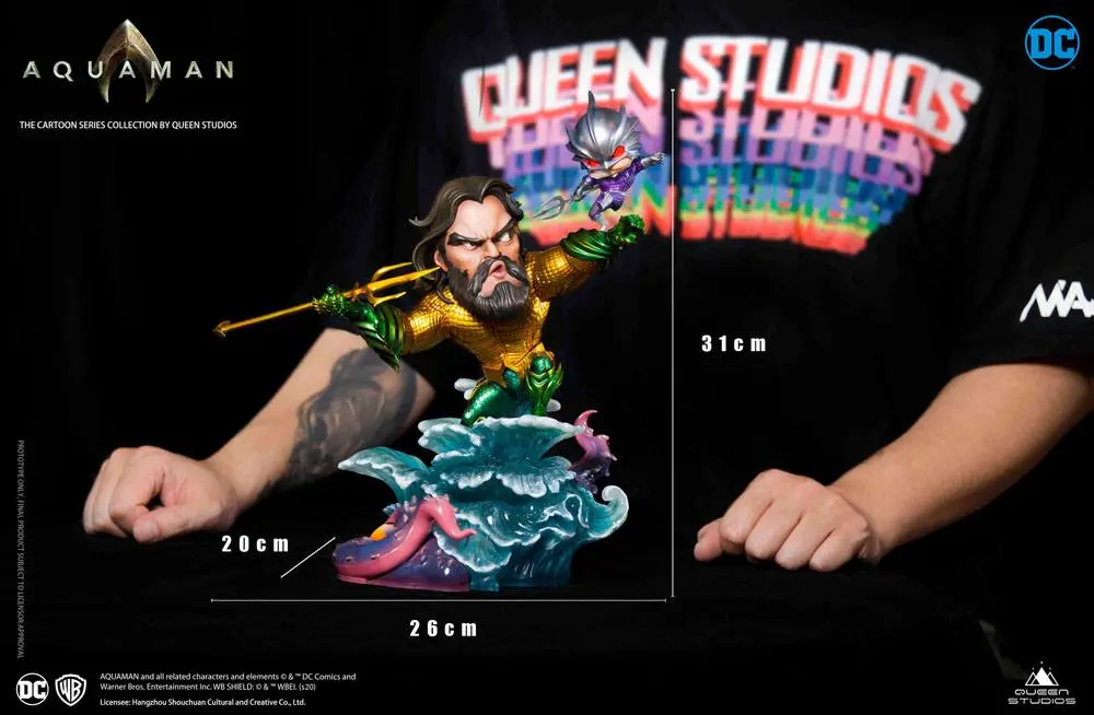 DC Cartoon Series 1/3 Aquaman szobor figura 20 cm termékfotó
