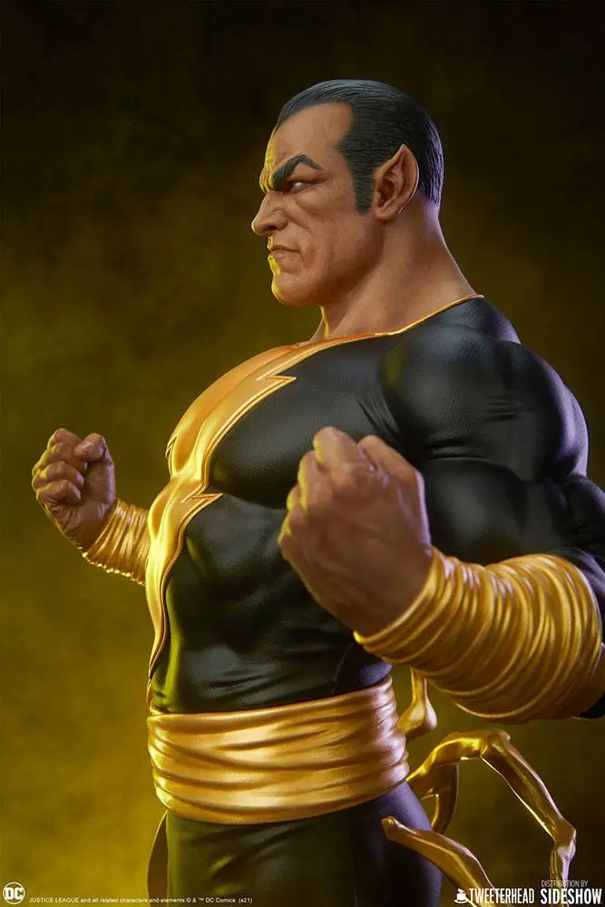 DC Comic Black Adam Maquette figura 53 cm termékfotó