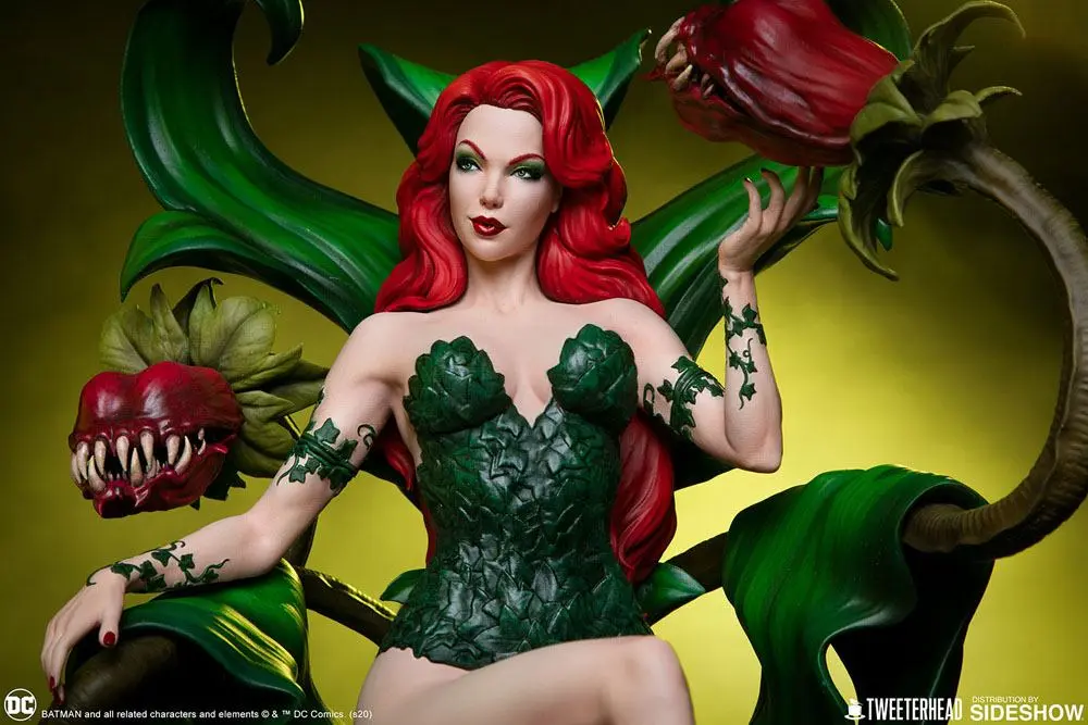 DC Comic Maquette Poison Ivy 36 cm termékfotó